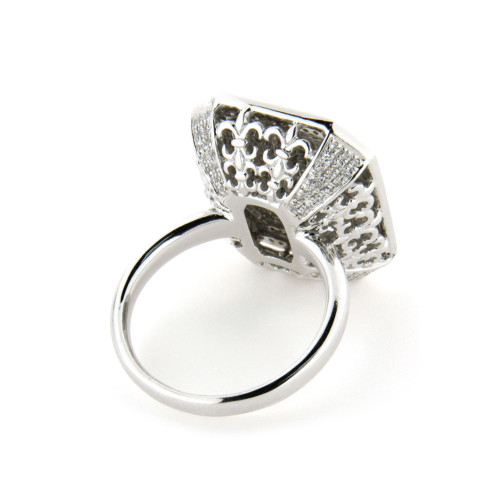 Metropolis Diamond And Gold Ring