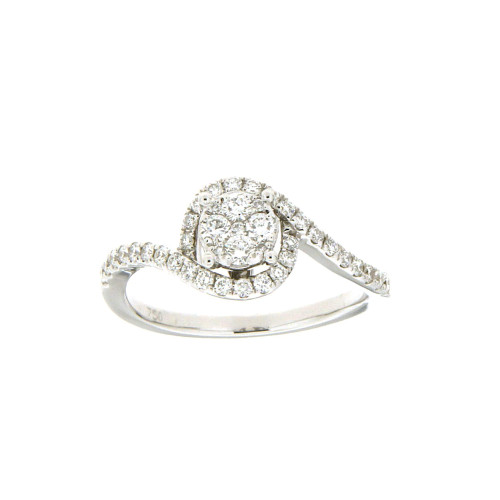 Round Diamond Engagement Ring